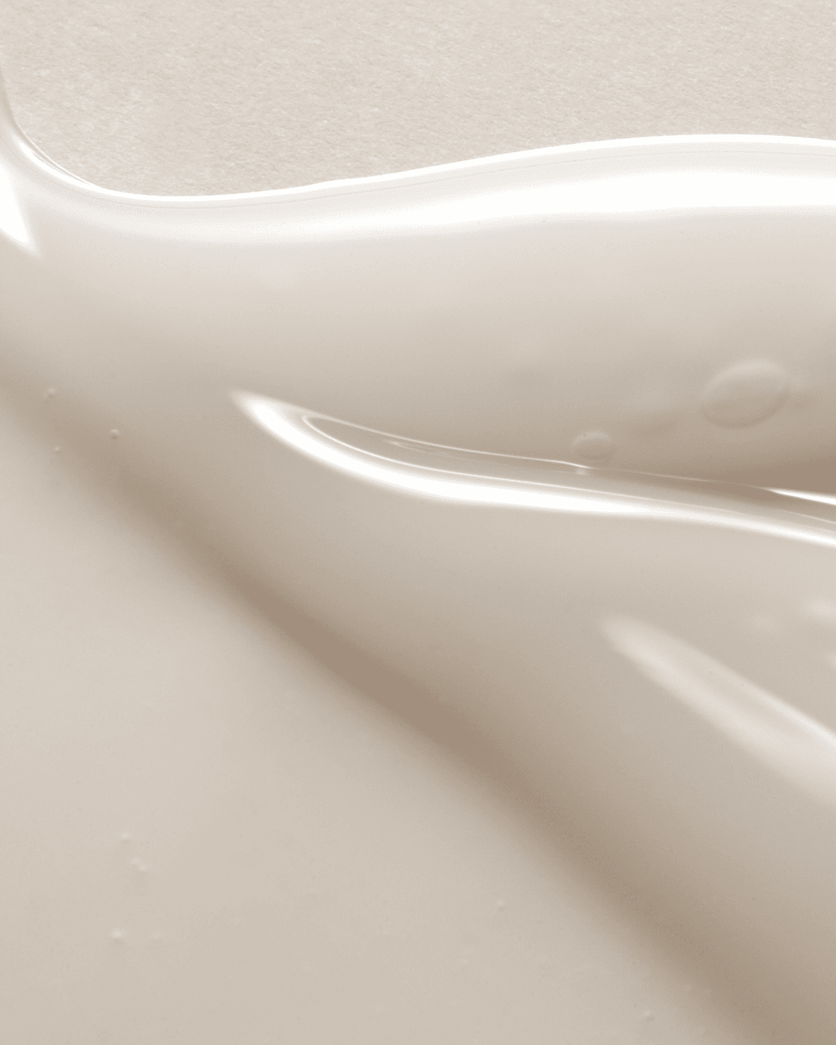 AXIS-Y Dark Spot Correcting Glow Serum 50ml - Image 3